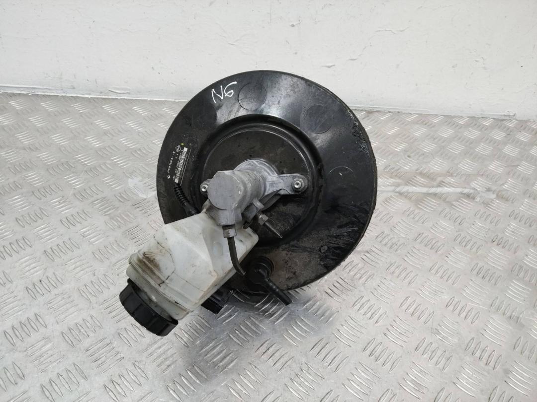 вакуумный усилитель тормозов Renault Lodgy 2014, 472107616R - фото №1