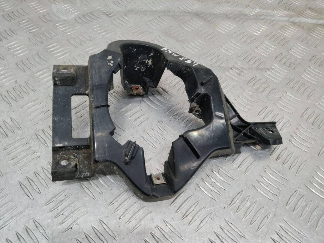 крепление фары левой BMW 1 серия E81/E82/E87/E88 2005, 51117118151 - фото №1