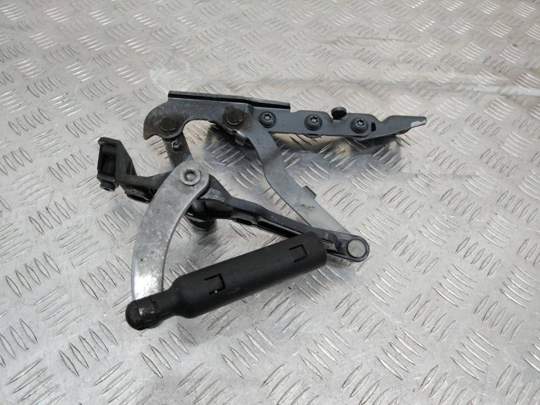 петля капота правая Mercedes-Benz S-Класс W221 2007, A2218800428 - фото №1