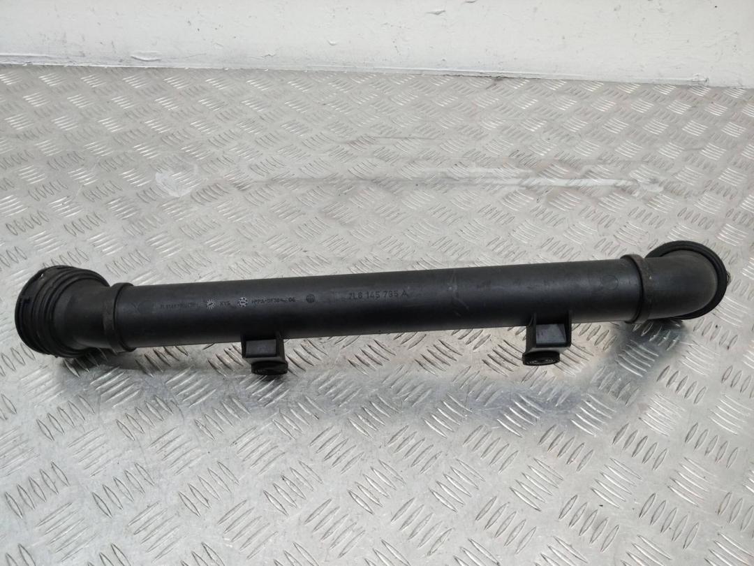патрубок интеркулера Volkswagen Touareg 1 поколение 2005, 7L6145770 - фото №1