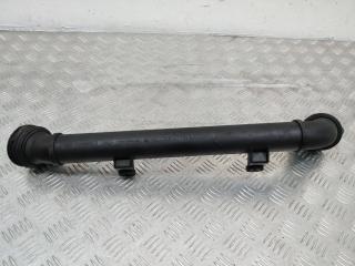 патрубок интеркулера Volkswagen Touareg 1 поколение 2005, 7L6145770