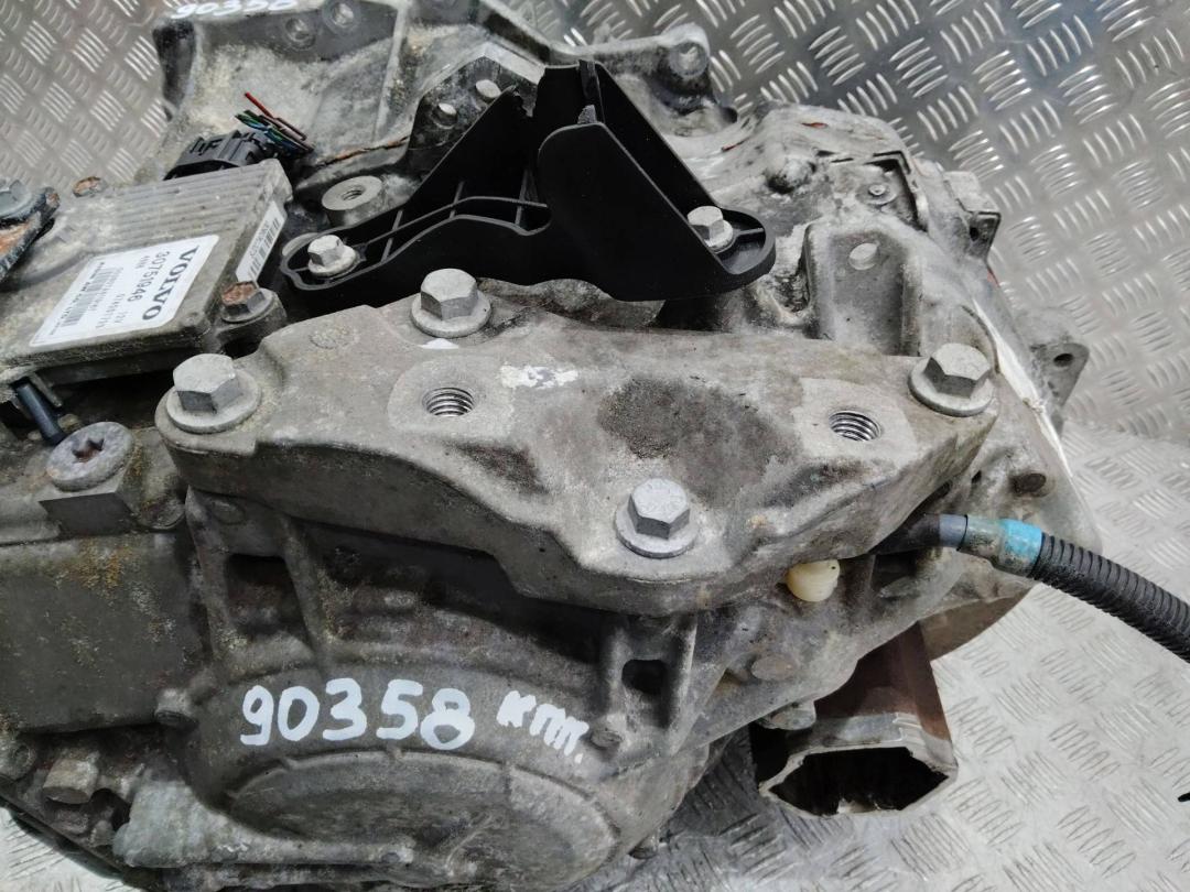 кронштейн КПП Volvo V70 3 поколение 2007, 2.4 л., D 5244 T, дизель, АКПП - фото №1