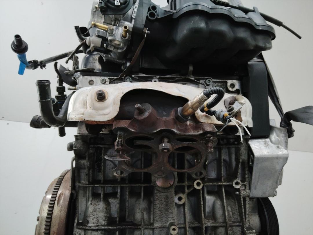 коллектор выпускной Volkswagen Golf 4 поколение 1998, 1.6 л., AKL, бензин, МКПП - фото №1