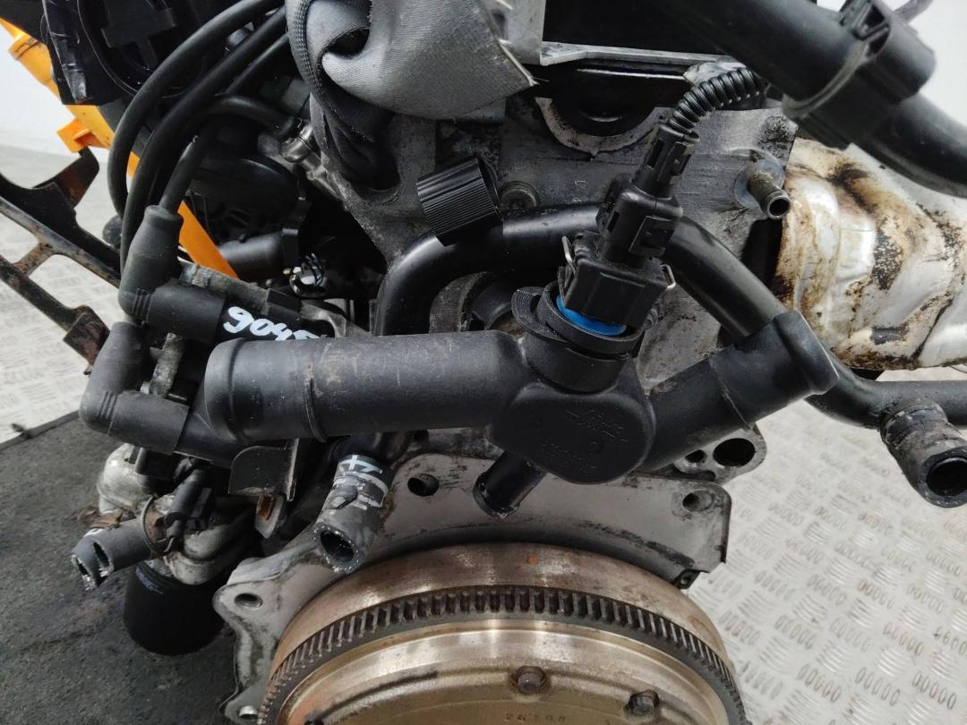 корпус термостата Volkswagen Golf 4 поколение 1998, 1.6 л., AKL, бензин, МКПП - фото №1