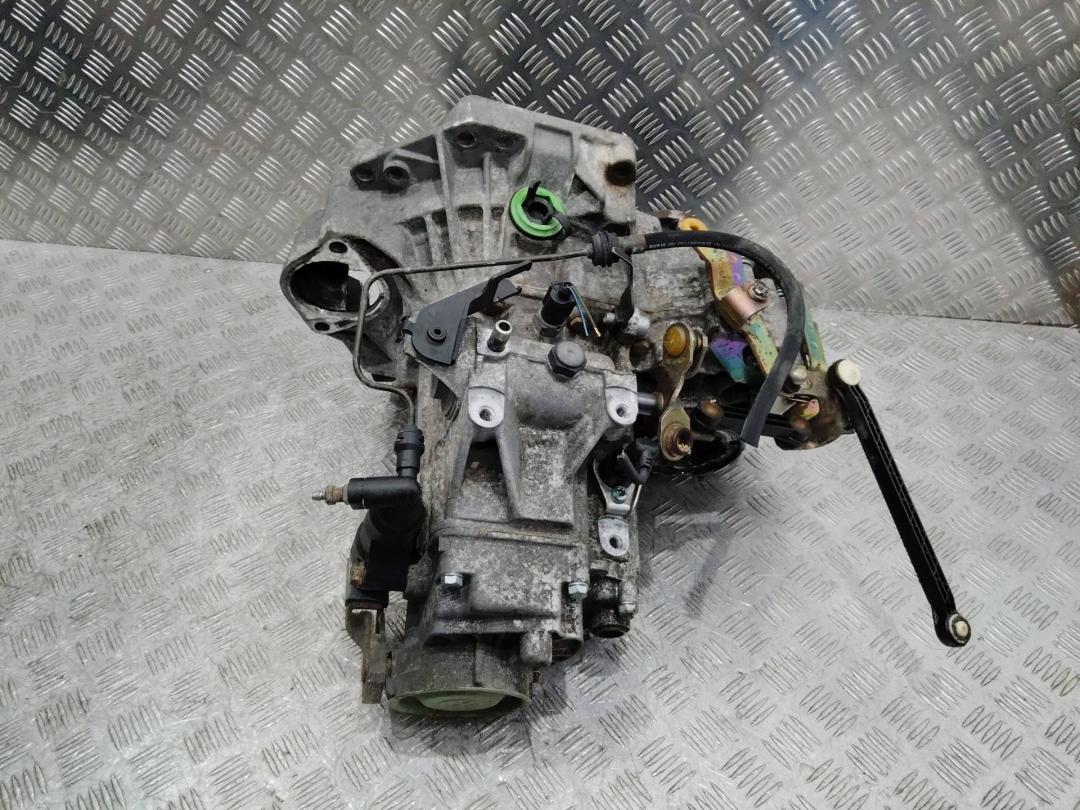 КПП механическая (МКПП) Volkswagen Golf 4 поколение 1998, 1.6 л., AKL, бензин, МКПП, ERT - фото №1