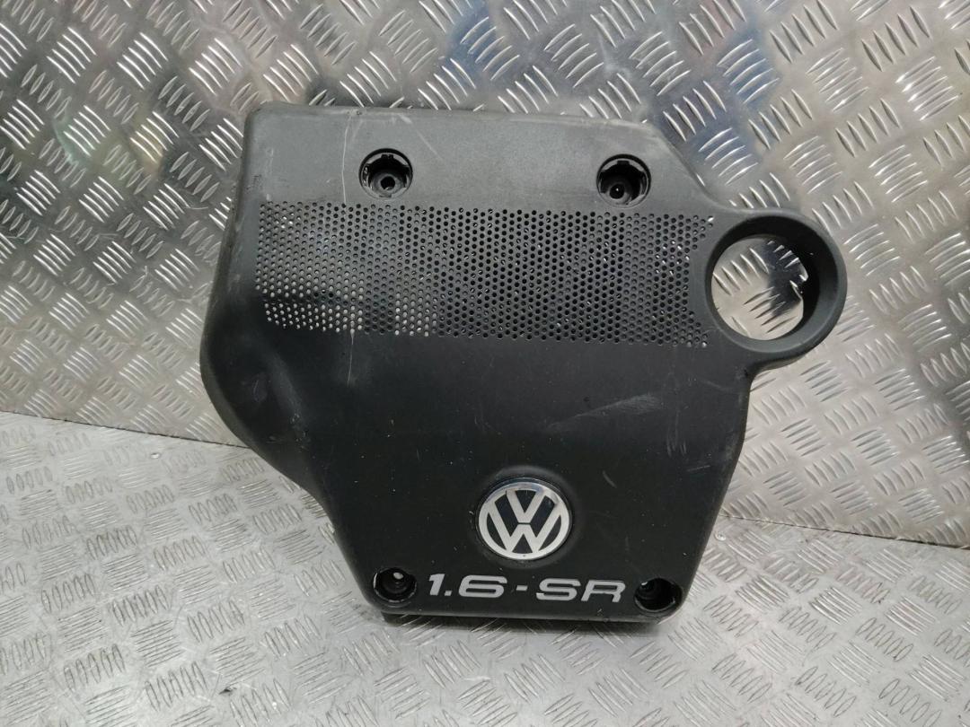 декоративная крышка двигателя Volkswagen Golf 4 поколение 1998, 1.6 л., AKL, бензин, МКПП, 06A103925 - фото №1