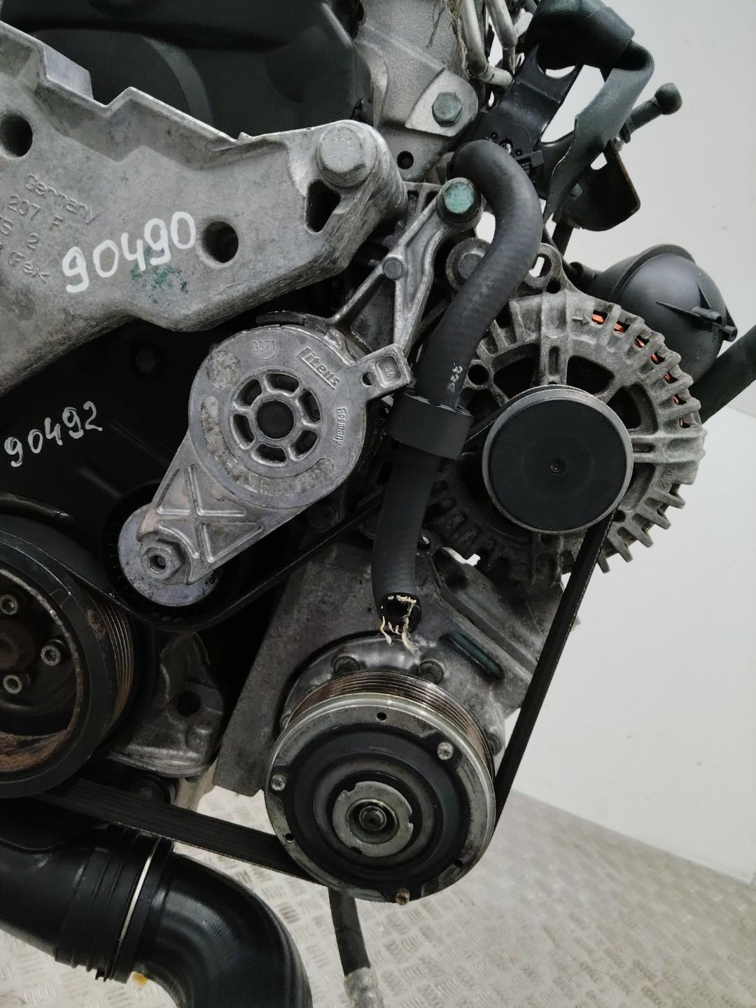 кронштейн генератора Volkswagen Passat B6 2009, 1.9 л., BKC, дизель, АКПП - фото №1