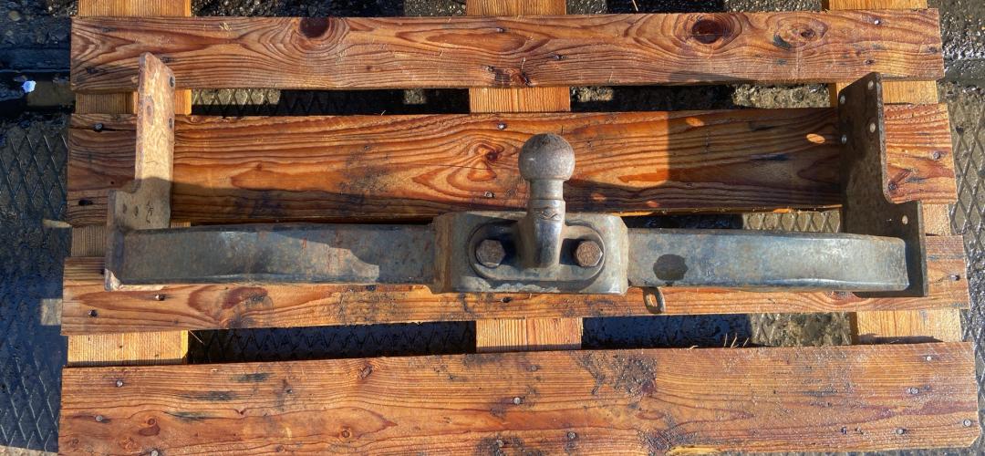 прицепное устройство (фаркоп) Volkswagen LT 2 поколение 2005 - фото №1