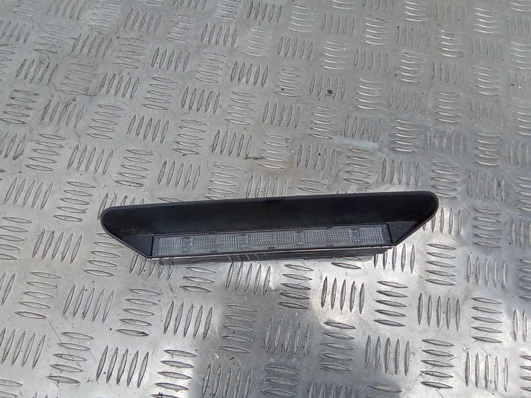 дополнительный стоп-сигнал Renault Twingo 3 поколение 2017, 265903126R - фото №1