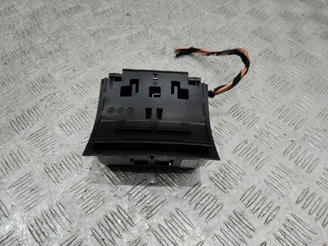 прикуриватель Mercedes-Benz S-Класс W221 2008, A2218200009 - фото №1