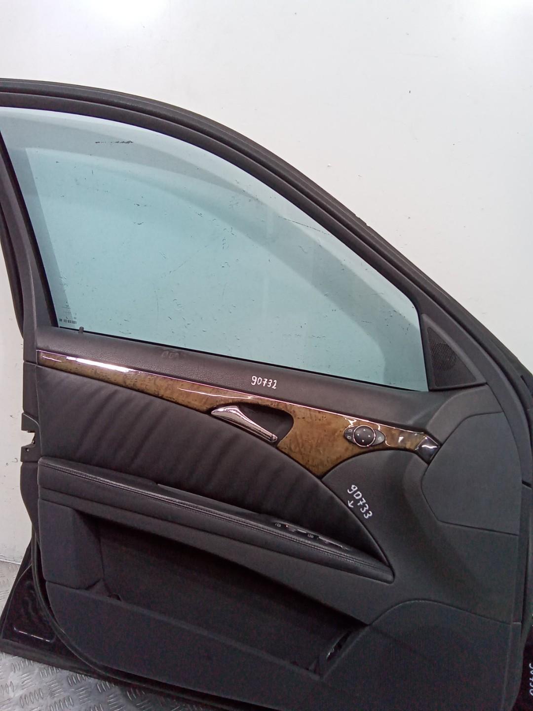 моторчик стеклоподъемника передний левый Mercedes-Benz E-Класс W211/S211 2004, седан, 2118202342 - фото №1