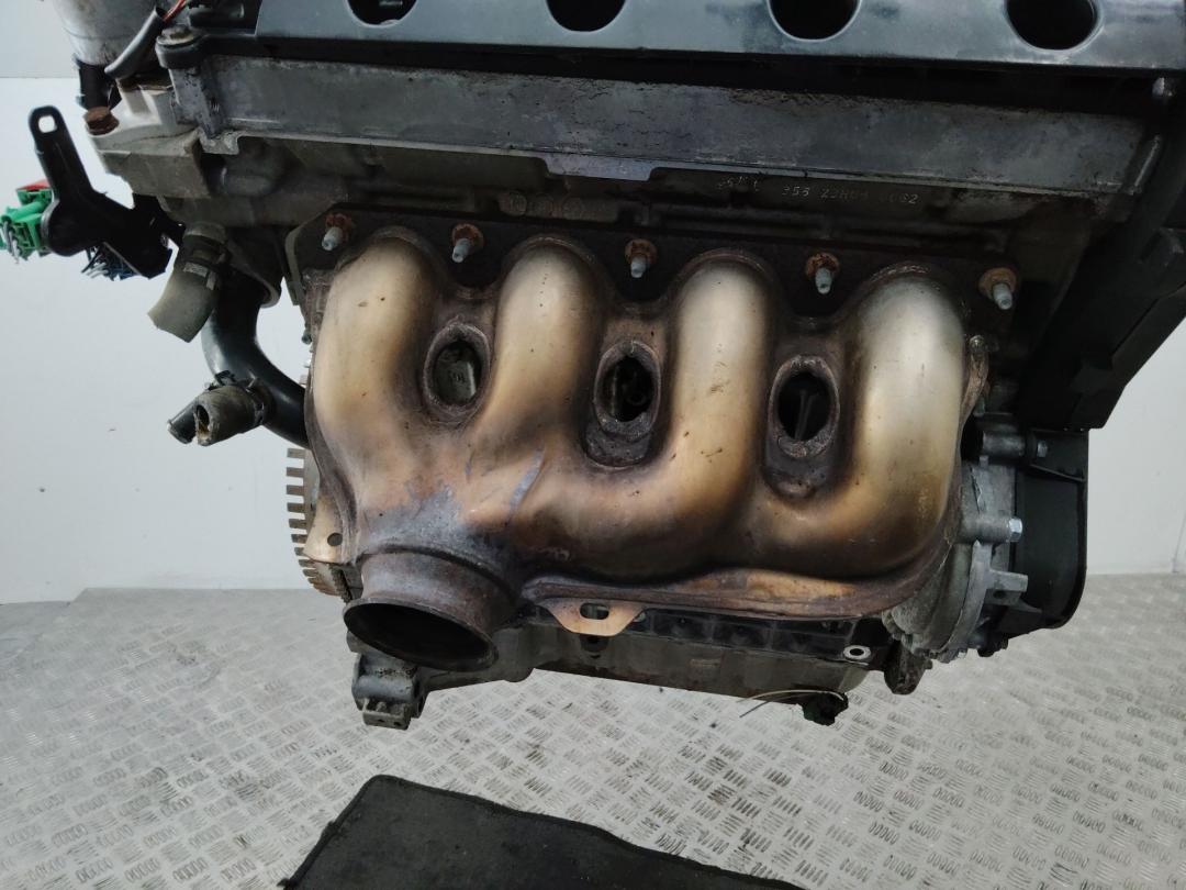 коллектор выпускной Peugeot 307 1 поколение 2004, 2.0 л., RLZ (EW10D), бензин - фото №1