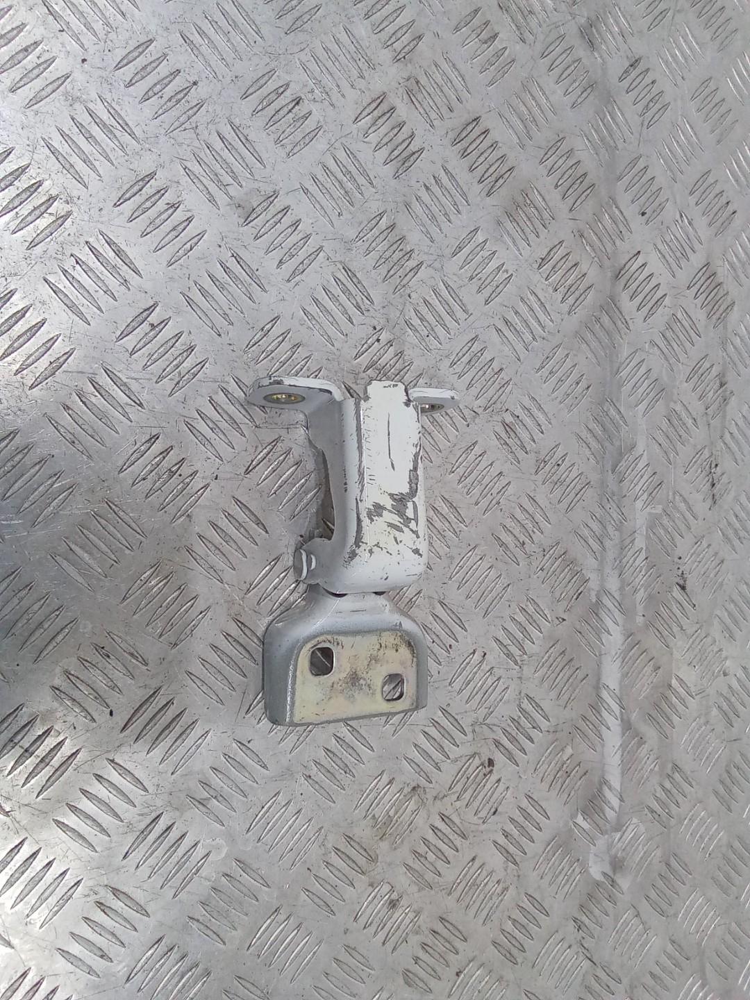 петля двери Renault Trafic 3 поколение 2015, 804005400R - фото №1