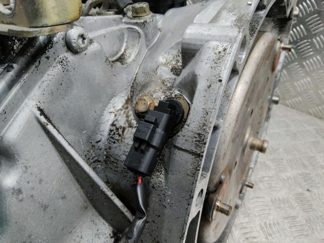 датчик коленвала Peugeot 307 1 поколение 2002, 2.0 л., RLZ (EW10D), бензин, АКПП - фото №1