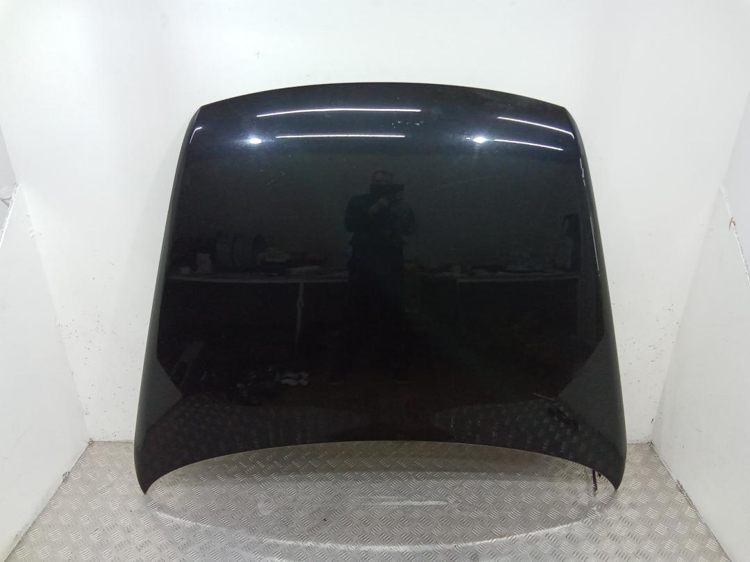 капот Volkswagen Touareg 1 поколение 2004 - фото №1