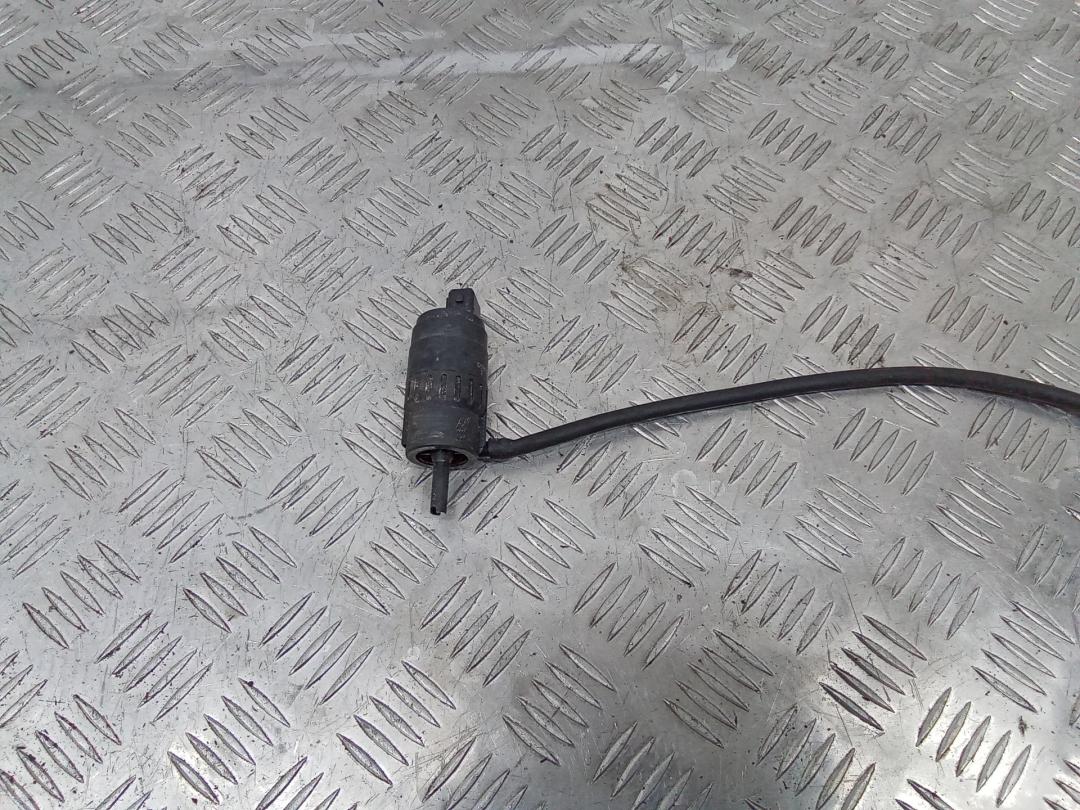 насос (моторчик) омывателя стекла Citroen Jumper 2 поколение 2011, D283251 - фото №1