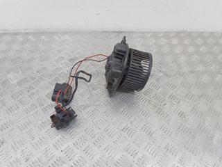 моторчик печки Opel Vivaro A 2004, X83N100827N