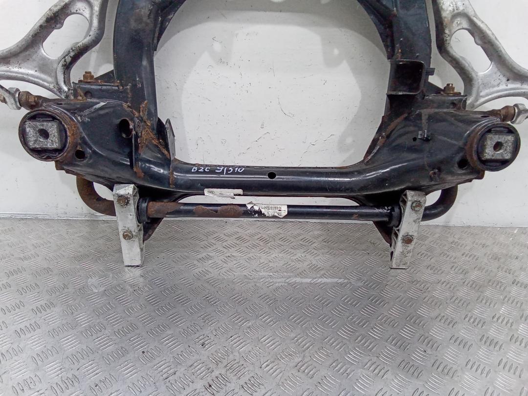 стабилизатор подвески передний Audi Q7 4L 2006, 7L0111025G - фото №1