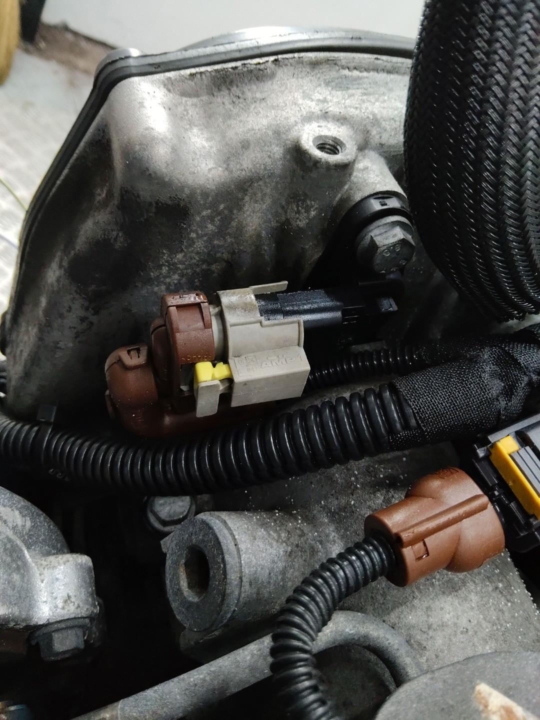 датчик распредвала Opel Insignia 1 поколение (A) 2011, 2.0 л., дизель, АКПП - фото №1