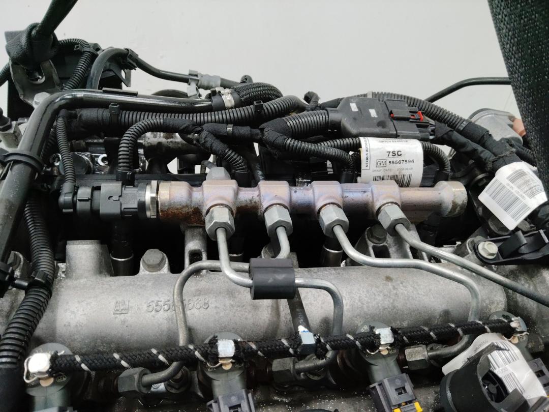 топливная рампа Opel Insignia 1 поколение (A) 2011, 2.0 л., дизель, АКПП, 55576177 - фото №1