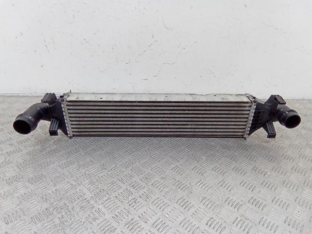 интеркулер Mercedes-Benz CLA-Класс C117 2013, A2465000100 - фото №1