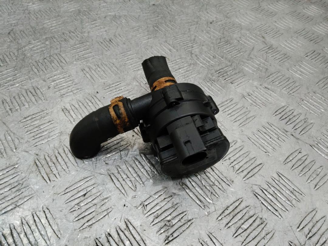 насос антифриза дополнительный Renault Master 3 поколение 2013 - фото №1