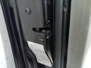 замок двери передней левой Volkswagen Touareg 1 поколение 2004