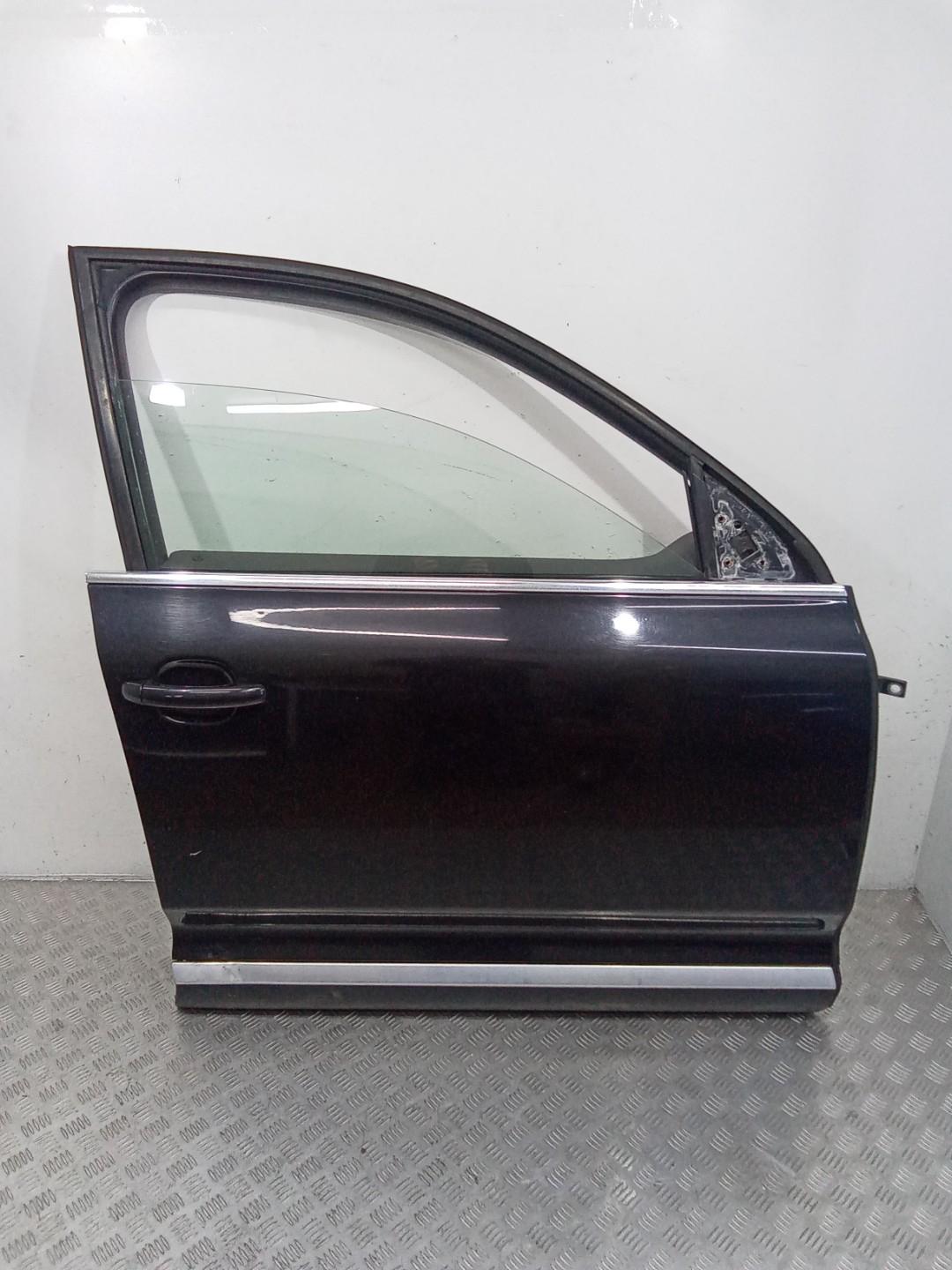 дверь передняя правая Volkswagen Touareg 1 поколение 2004 - фото №1