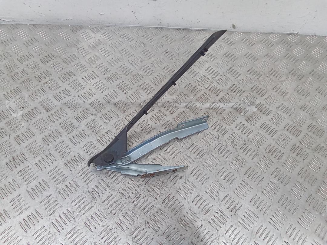 петля капота левая Fiat Ulysse 2 поколение 2004, 72413G - фото №1