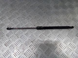 амортизатор крышки багажника (3-5 двери) Volvo V50 1 поколение [рестайлинг] 2009, 1.6 л., дизель