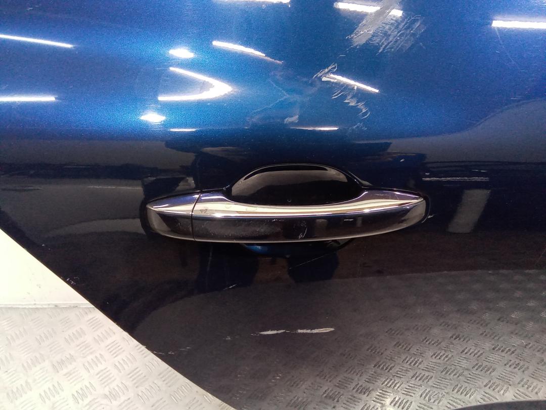 ручка наружная задняя правая Renault Megane 4 поколение 2018, универсал - фото №1