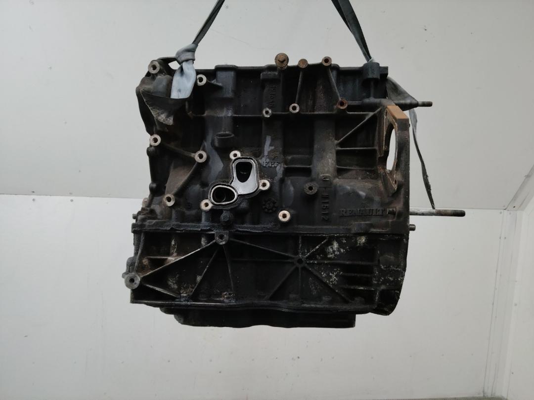 блок цилиндров Renault Master 3 поколение 2011, 2.3 л., M9T 676, дизель, M9TA676 - фото №1