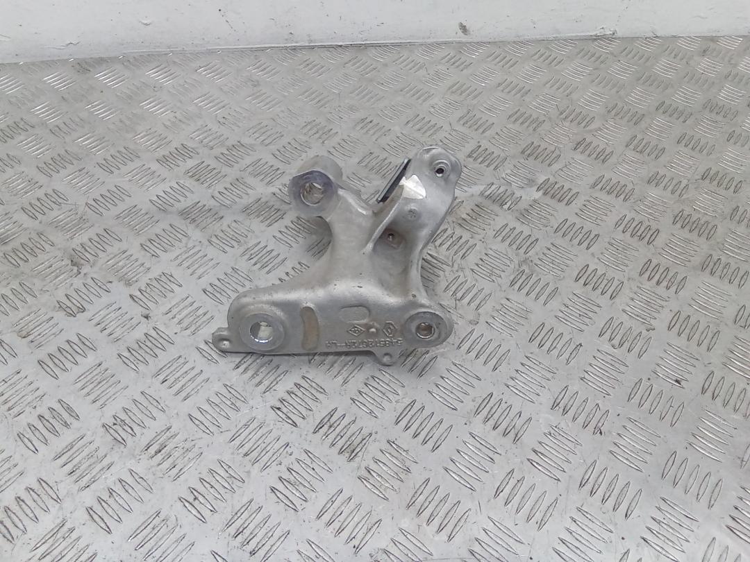 крепление стабилизатора / втулки стабилизатора Renault Megane 4 поколение 2018, 548512672R - фото №1