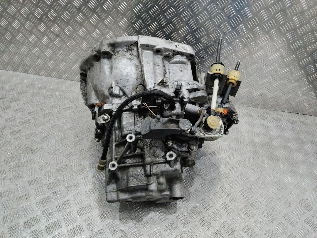 КПП механическая (МКПП) Renault Scenic 2 поколение 2005, 1.9 л., дизель, МКПП, ND0002 - фото №1