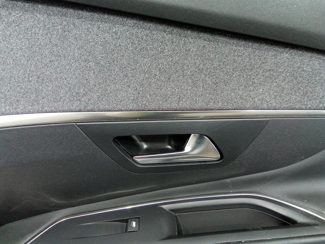 ручка внутренняя передняя правая Peugeot 3008 2 поколение 2018 - фото №1