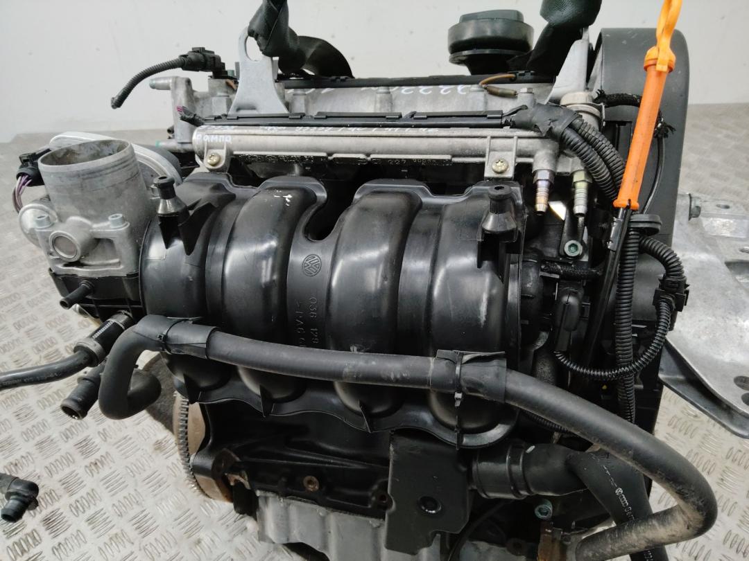 коллектор впускной Volkswagen Golf 4 поколение 2002, 1.6 л., AZD, бензин, МКПП, 036129711 - фото №1