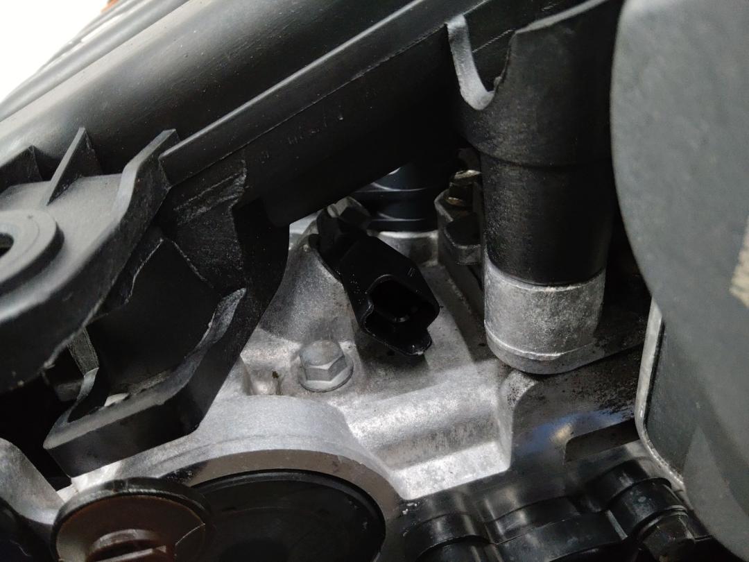 датчик распредвала Renault Modus 1 поколение 2006, 1.6 л., K4M 790, бензин - фото №1