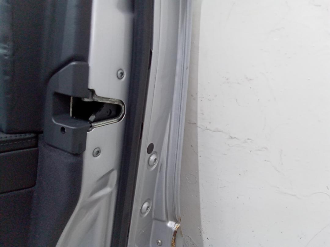 замок двери передней правой Mercedes-Benz E-Класс W211/S211 2004 - фото №1