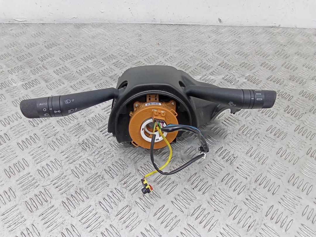 переключатель подрулевой (стрекоза) IVECO Daily 6 поколение 2022 - фото №1