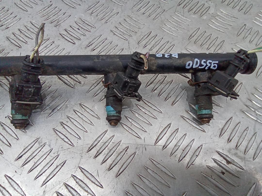 форсунка Renault Megane 2 поколение 2003, 1.4 л., бензин, ITGM60, H132254 - фото №1