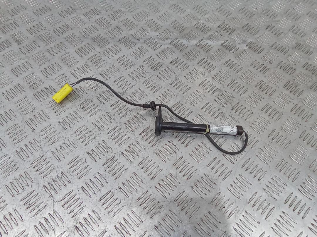 пиропатрон петли капота Mercedes-Benz GLC Coupe C253 2017, A2539060300 - фото №1