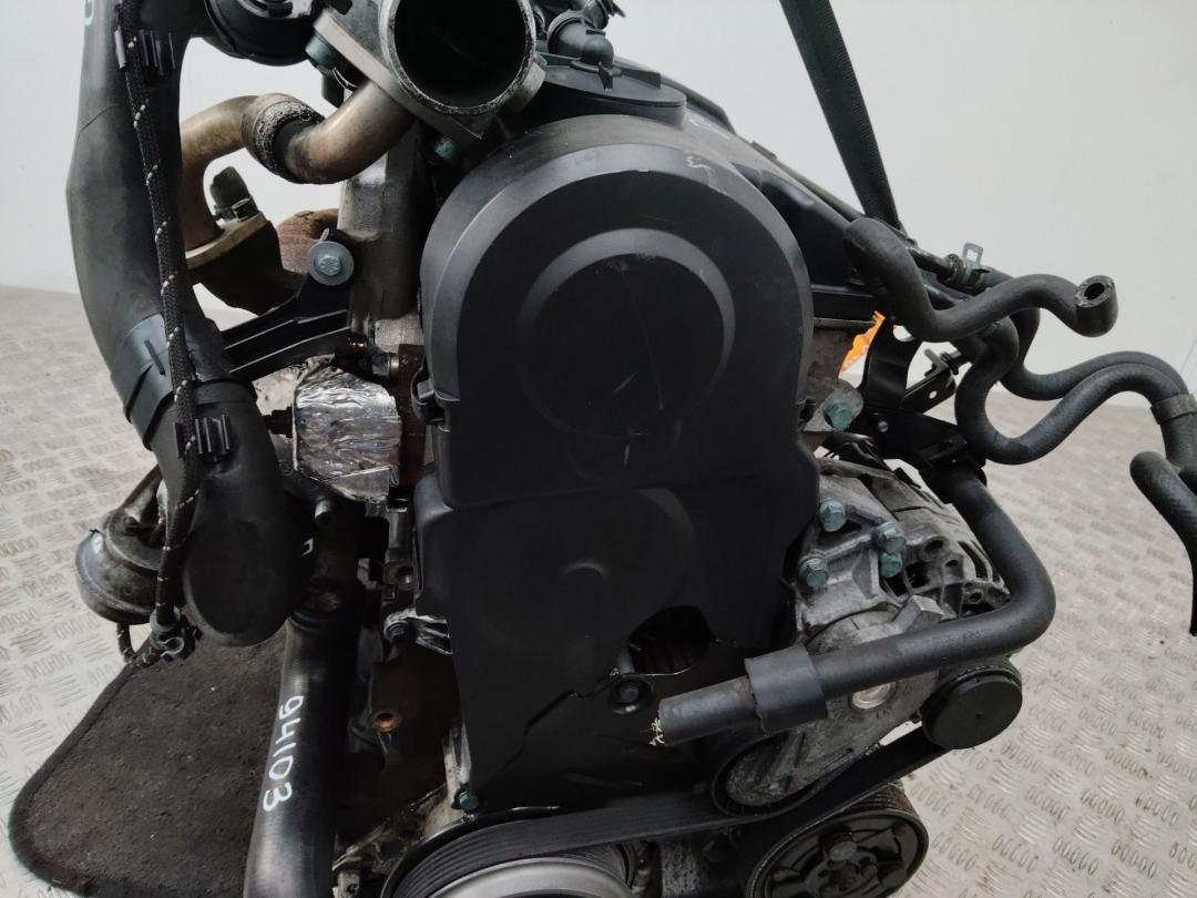 защита (кожух) ремня ГРМ Volkswagen Golf 4 поколение 2000, 1.9 л., дизель, МКПП, 045109107 - фото №1