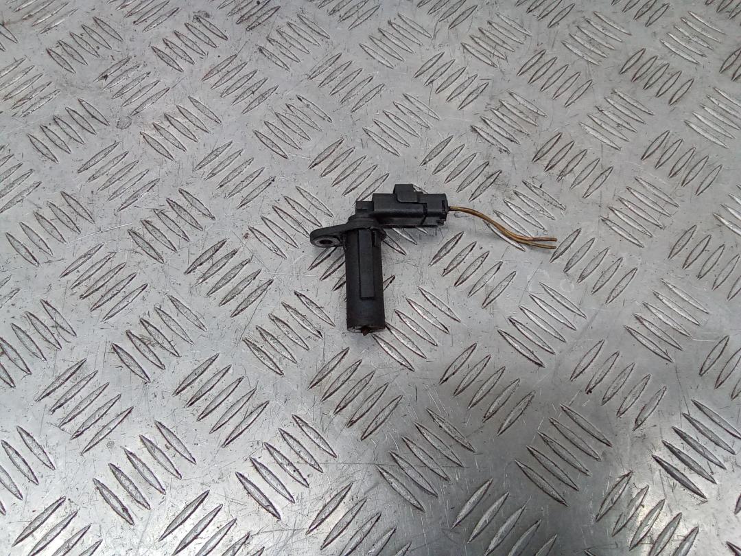 датчик коленвала Renault Megane 3 поколение 2008, 1.5 л., дизель, МКПП, 8200434068, S119455001 - фото №1