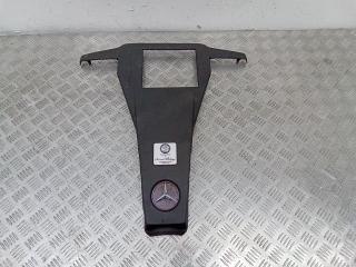 декоративная крышка двигателя Mercedes-Benz GL-Класс X166 2014, A1570103700