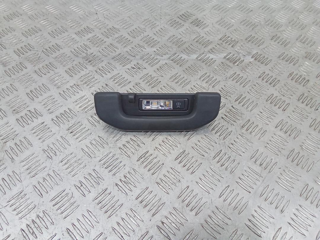 ручка внутренняя потолочная Mercedes-Benz GLC Coupe C253 2018, A0998150000 - фото №1