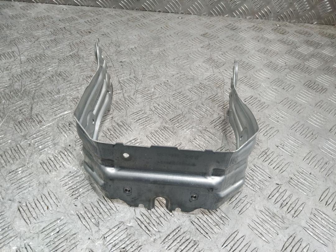 кронштейн (крепление) Mercedes-Benz GL-Класс X166 2014, A1666830074 - фото №1