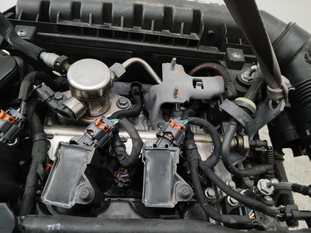 топливная рампа Peugeot 208 2 поколение 2019, 1.2 л., бензин, МКПП - фото №1