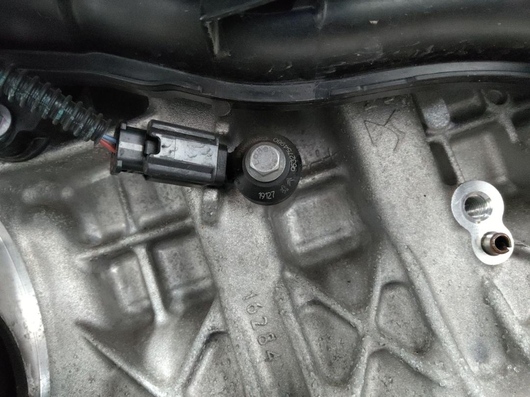 датчик детонации Peugeot 208 2 поколение 2019, 1.2 л., бензин, МКПП, 9632754980 - фото №1