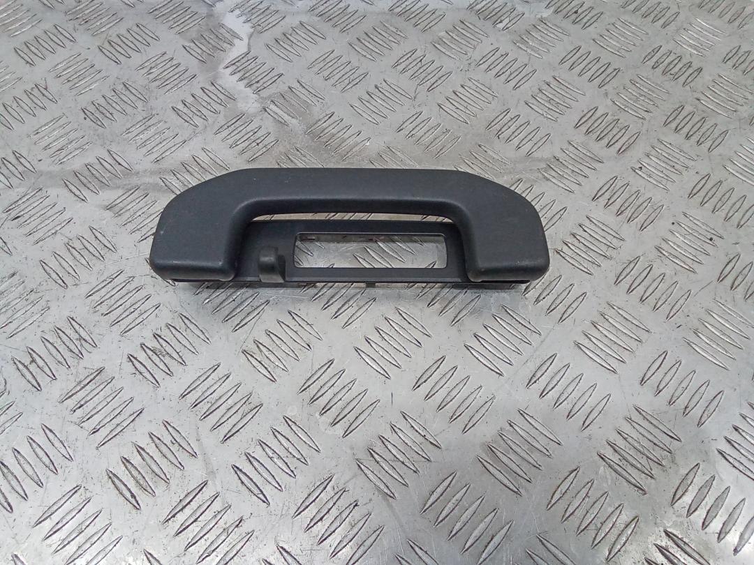 ручка внутренняя потолочная Mercedes-Benz GLC Coupe C253 2018, A0998150100 - фото №1