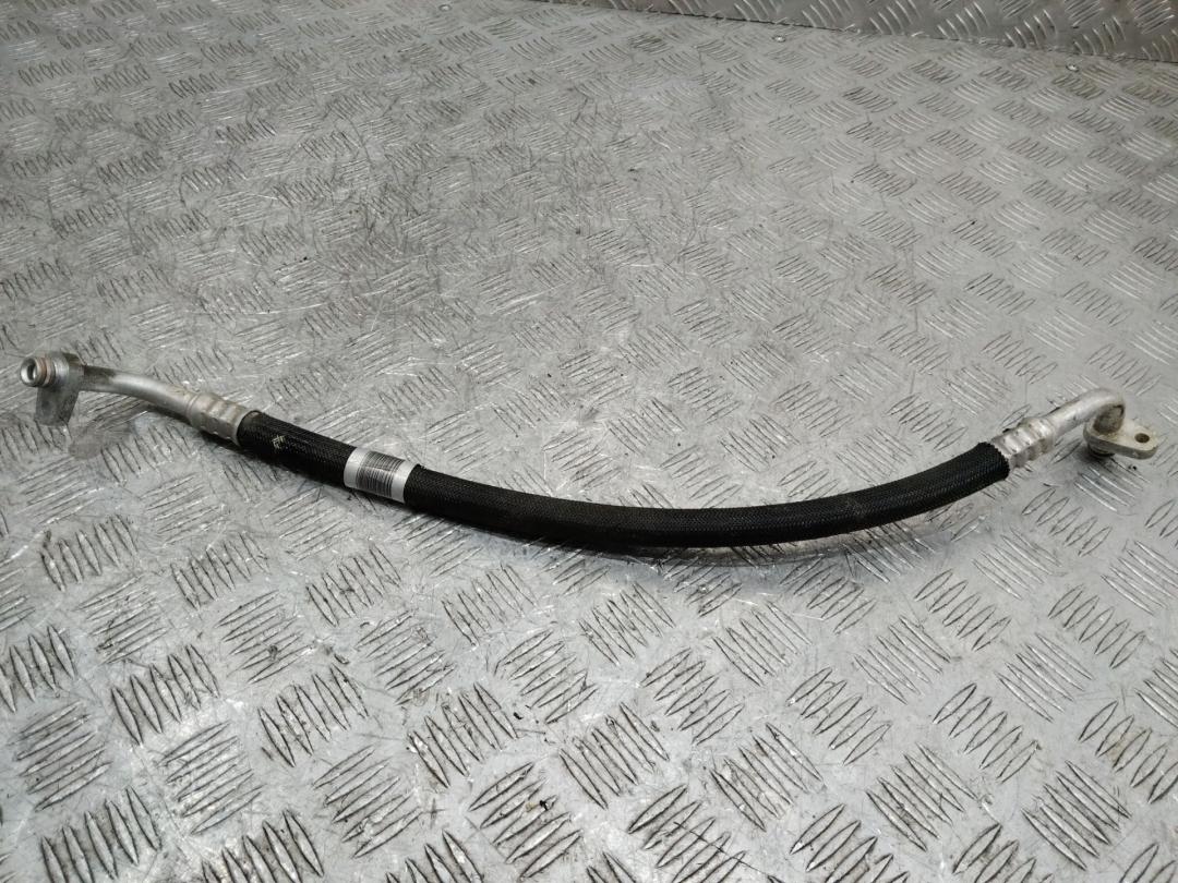 трубка кондиционера Peugeot 208 2 поколение 2020, 1.2 л., бензин, МКПП, 9826365980 - фото №1